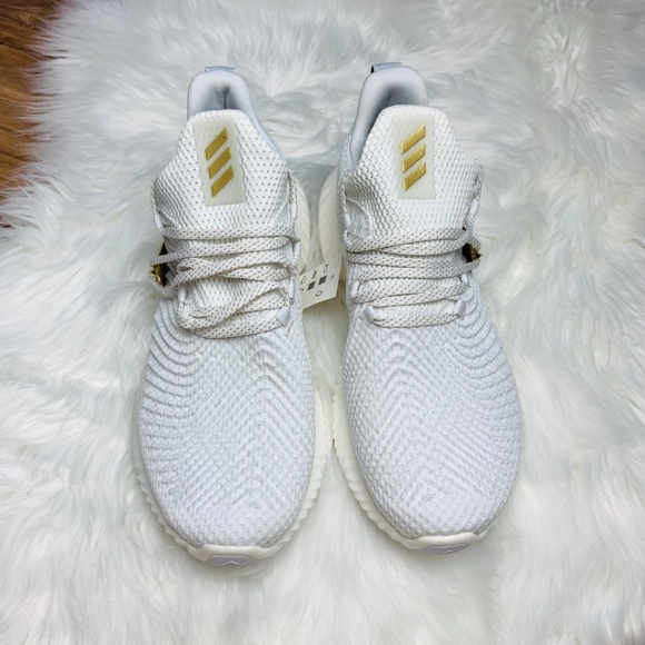 alphabounce instinct three stripe life